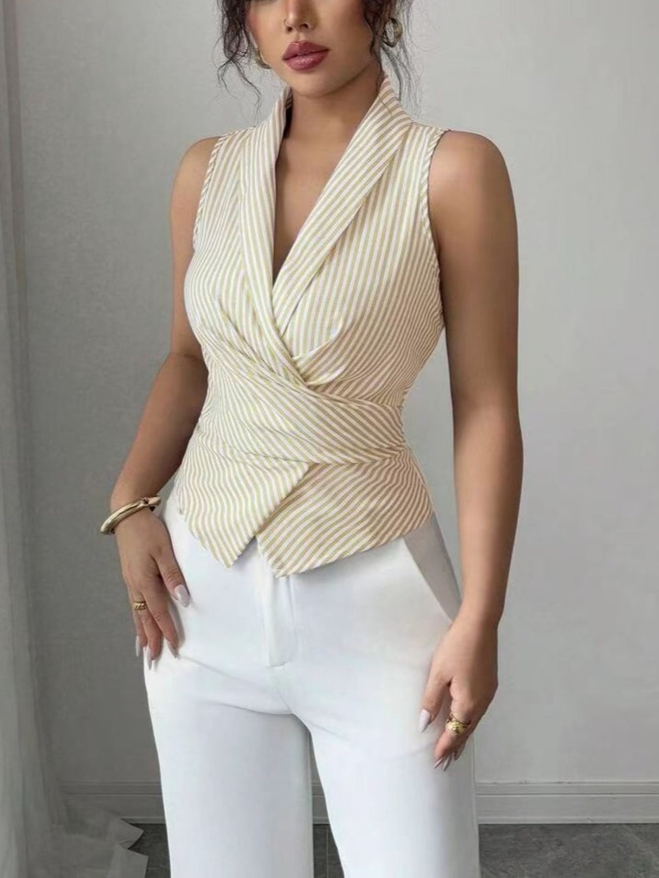 Gulia Sleeveless Shirt