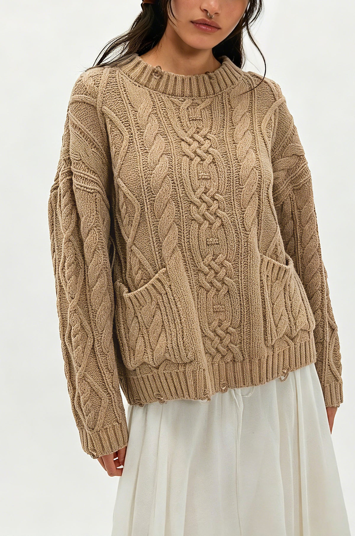 Round Neck Pocket Cable Knit Pullover Sweater