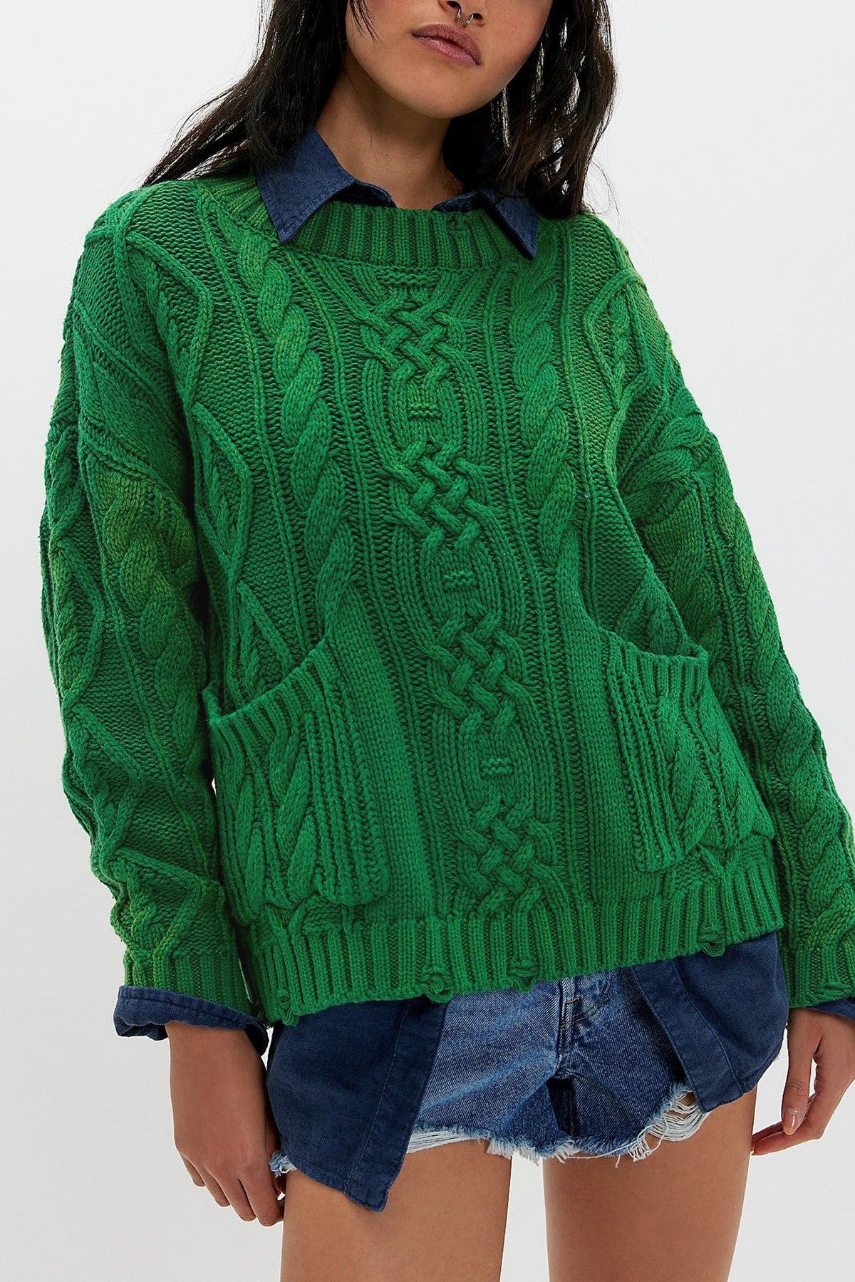 Round Neck Pocket Cable Knit Pullover Sweater