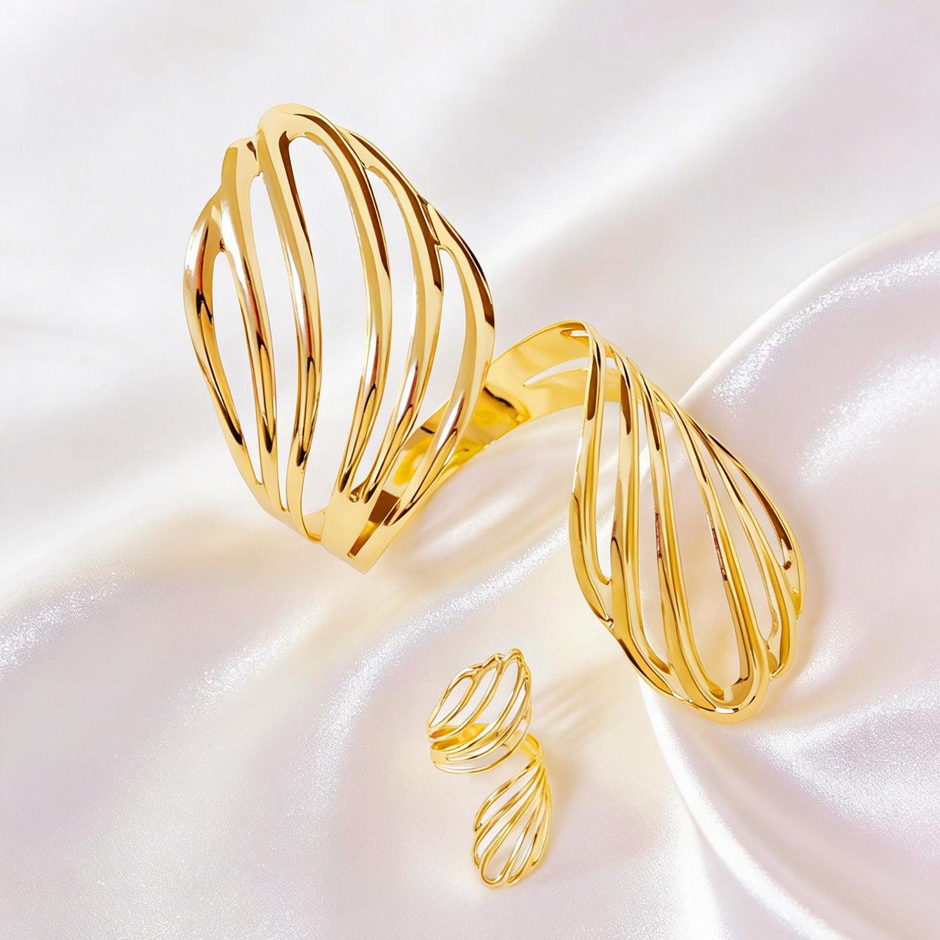 bracelet and ring set