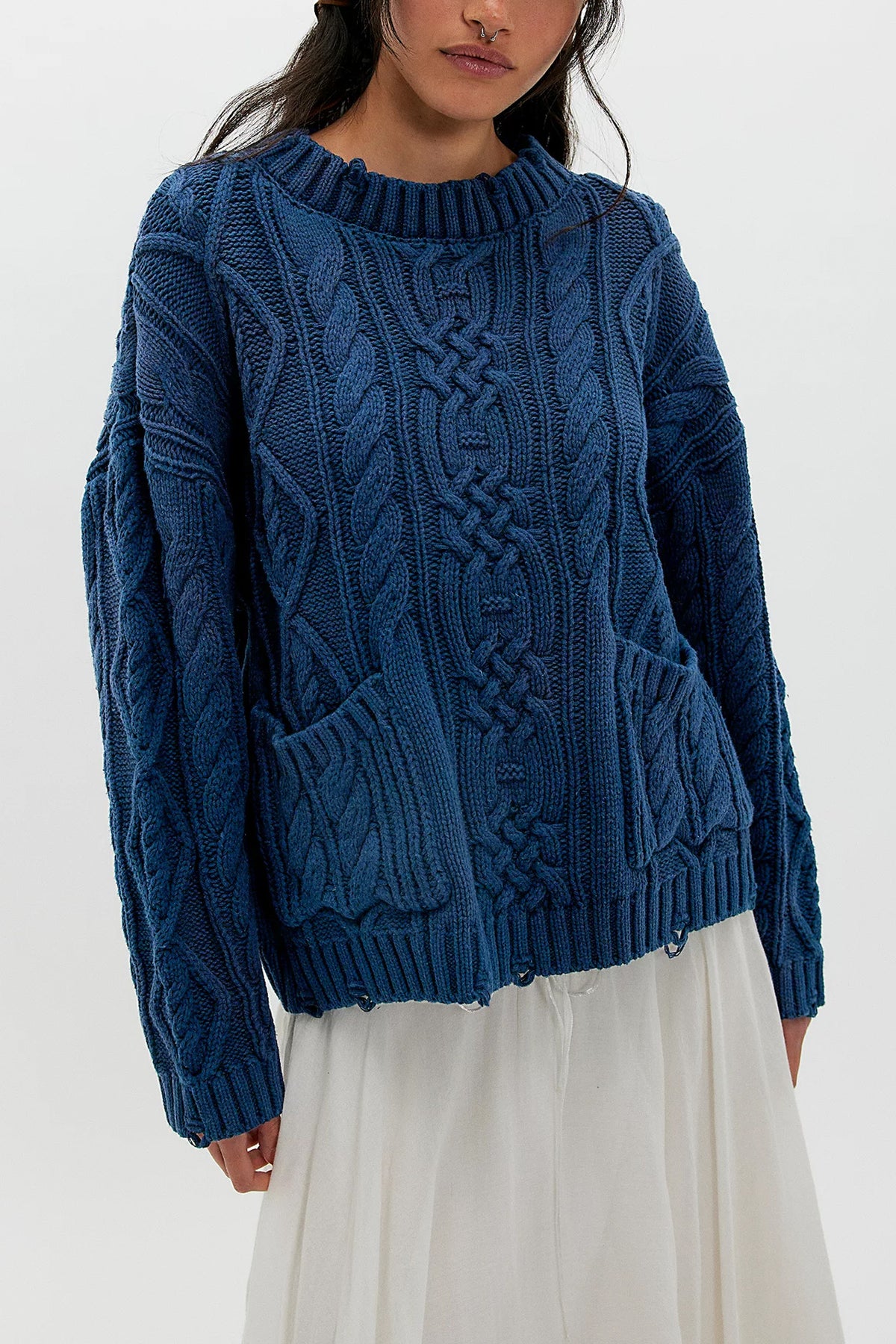 Round Neck Pocket Cable Knit Pullover Sweater