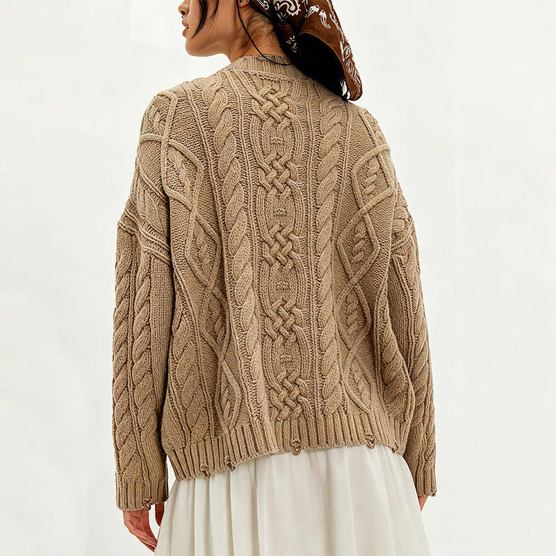 Round Neck Pocket Cable Knit Pullover Sweater