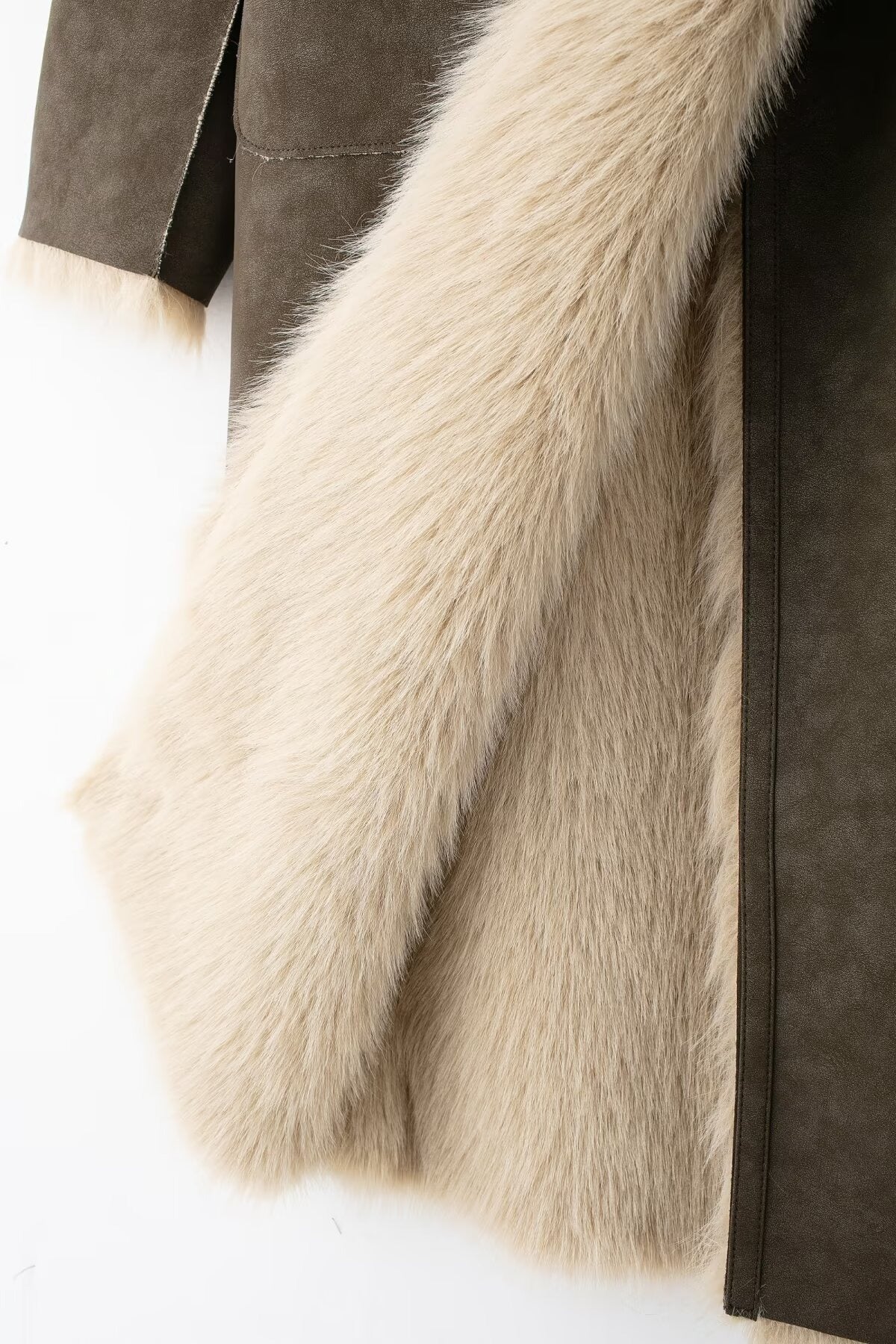 Revelsible Mona Coat